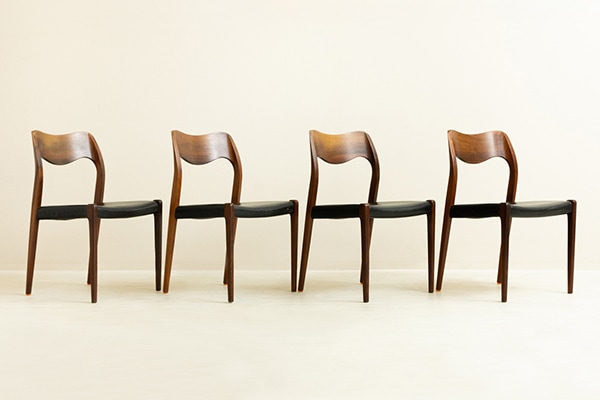 ��4�ӥ��åȡ� Niels O. M?ller�ʥˡ��륹��O����顼�� #71 Dining Chair �̲�������ơ��������� | 1950ǯ�塦���������åɡ������˥󥰥�����