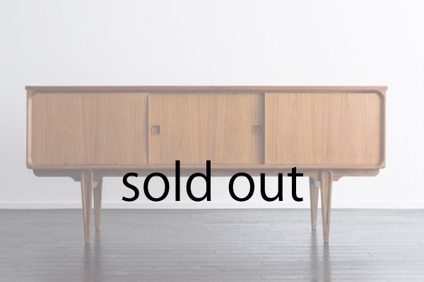 Sideboard