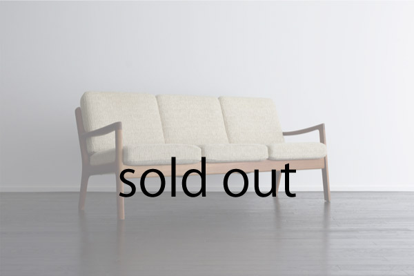 #166 3seaters sofa by Ole Wanscher