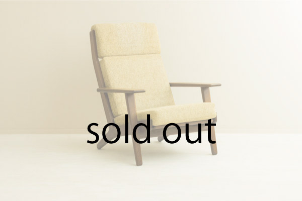 GE290A High back Chair by Hans J Wegner