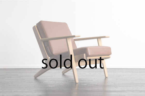 GE290 Easy Chair by Hans J Wegner