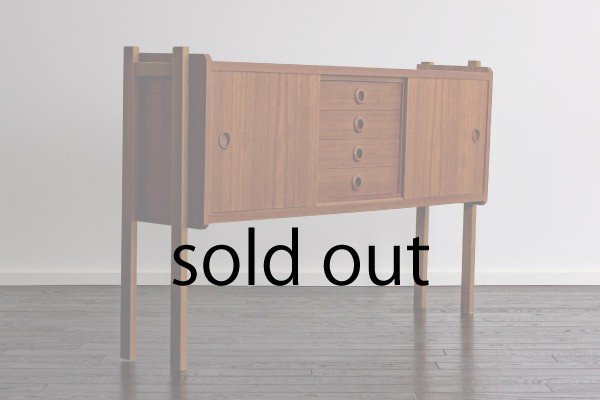 Sideboard