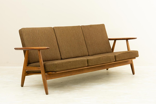 Hans.J.Wegner GE300 2シートSofa GETAMA製 Hans Wegner ハンス J ウェグナー GETAMA GE 300-2 時を経ても