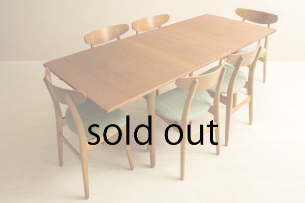 AT310 Dining Table by Hans J Wegner