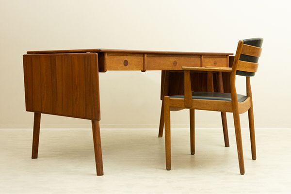Poul M Volther(ݡ롦륿) Desk ̲ơ | ࡦࡦǥ