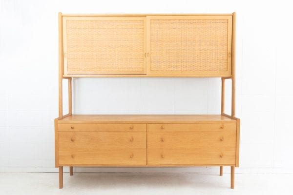 Hans J Wegnerハンス・ウェグナーの北欧家具通販