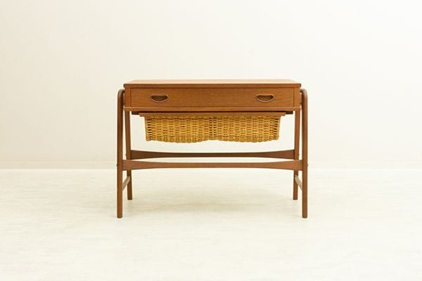 ǥޡ  󥰥ơ֥Teak Sewing Table from Denmarkʥ饿ХåȼǼդ̲ơ ɥơ֥