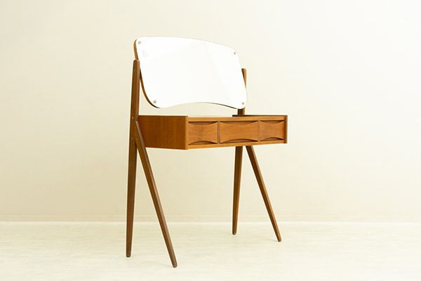 Arne Vodderʥ͡å Dresser ̲ơ| ɥå