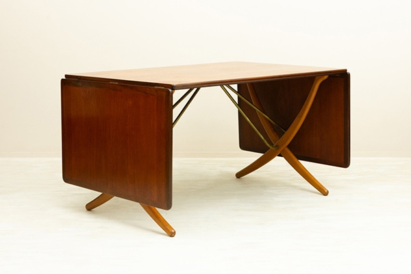 AT304 Extension Dining Table by Hans J. Wegner�ʥϥ󥹡�J���������ʡ��ˡå����˥󥰥ơ��֥� �������� �̲�������ơ��� ��Ĺ�� �ǥ�ޡ�����