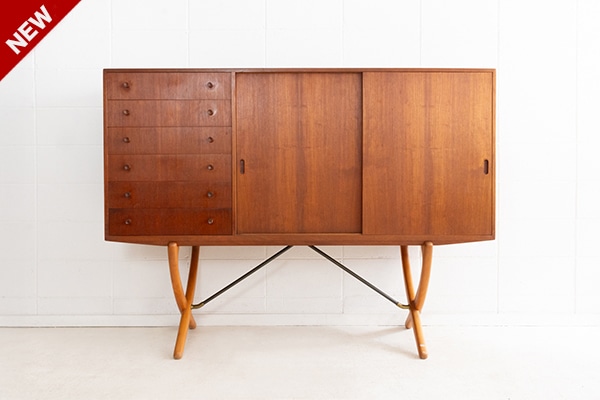 CH304 Sideboard by Hans J. Wegner�ʥϥ󥹡�J���������ʡ��ˡå����ɥܡ��� �������� �̲�������ơ��� �ǥ�ޡ����� ��Ǽ�ȶ�