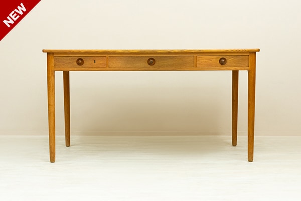 Hans J Wegnerハンス・ウェグナーの北欧家具通販