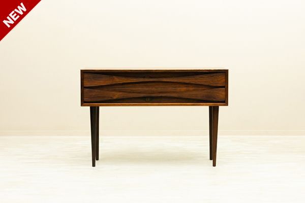 Chest by Arne Vodder