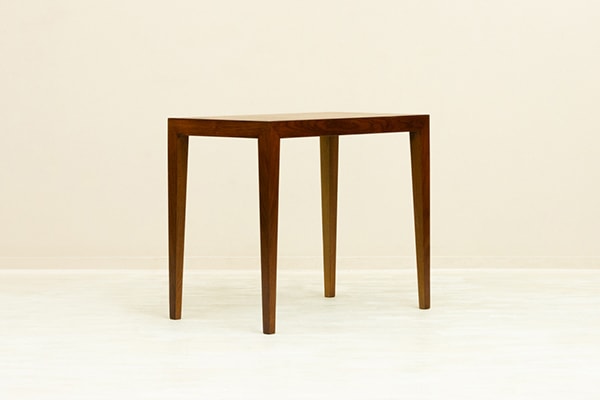 Small Table by Severin Hansen Jr�ʥ��֥�󡦥ϥ󥻥�ˡå��⡼��ơ��֥� ���������åɺ� �̲�������ơ��� �����ɥơ��֥�