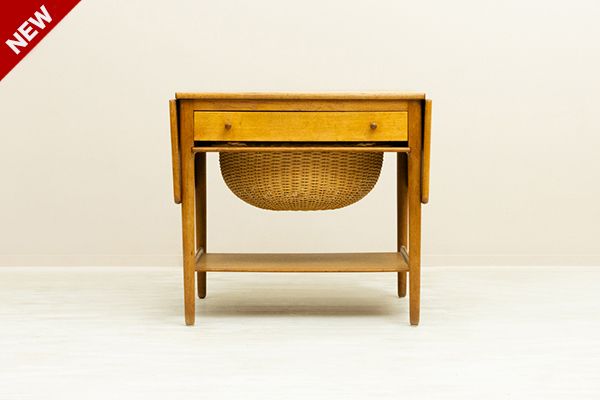 Hans J Wegnerハンス・ウェグナーの北欧家具通販
