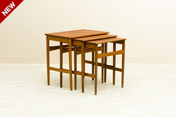 AT40 Nest Table by Hans J Wegner