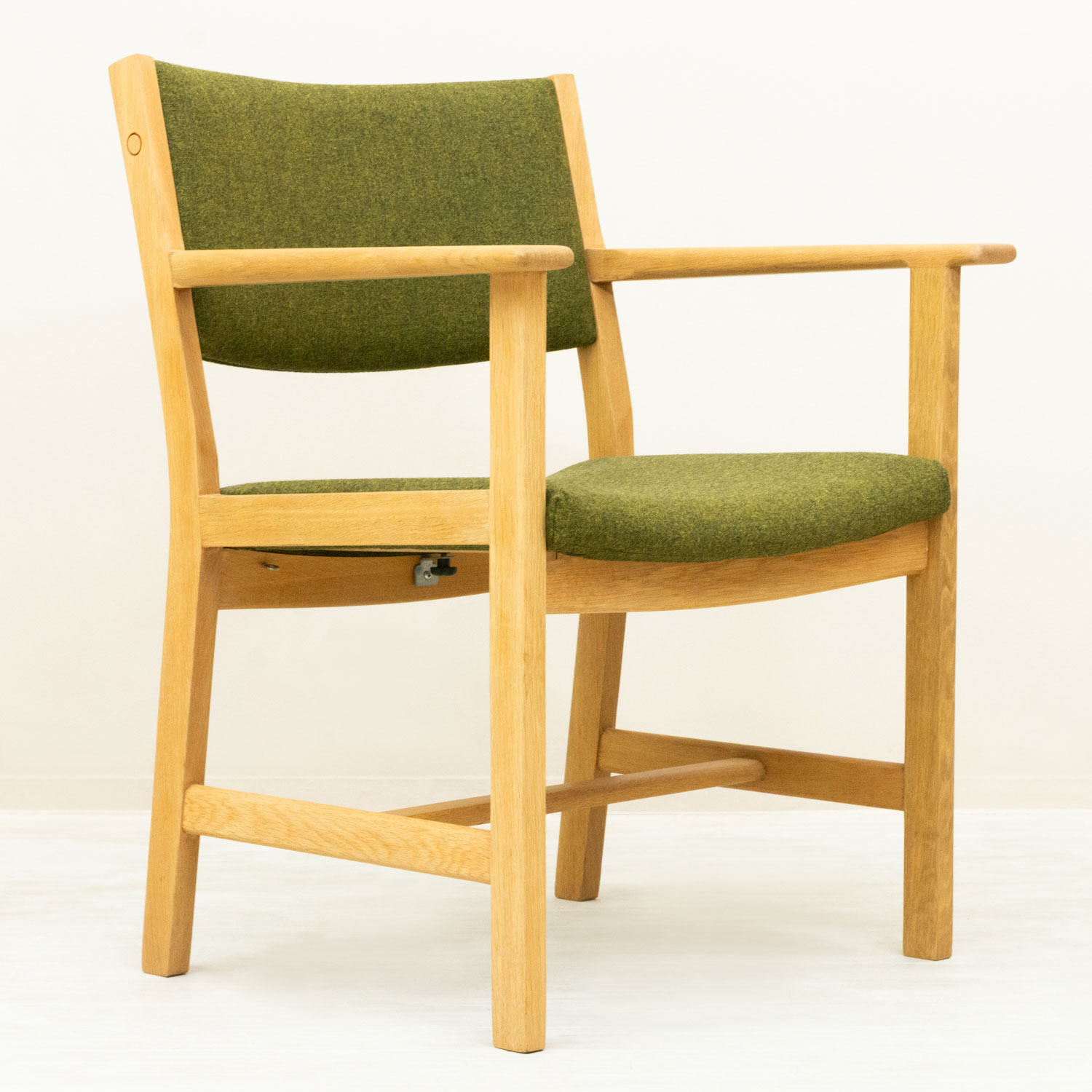 木製フレーム 緑色 アームチェア Arm Chair Hans J.Wegner オーク 北欧家具 通販 CLOVERSKY/クローバー