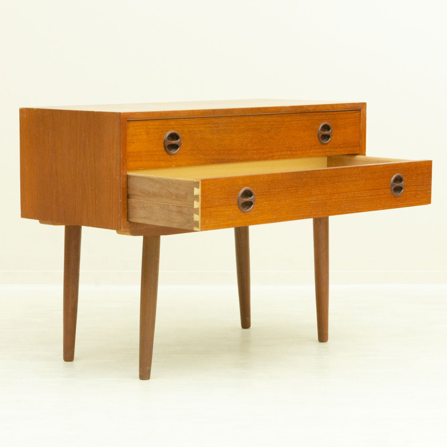 ̲ơȡTeak Small Chest ǥޡ Ǽȶ