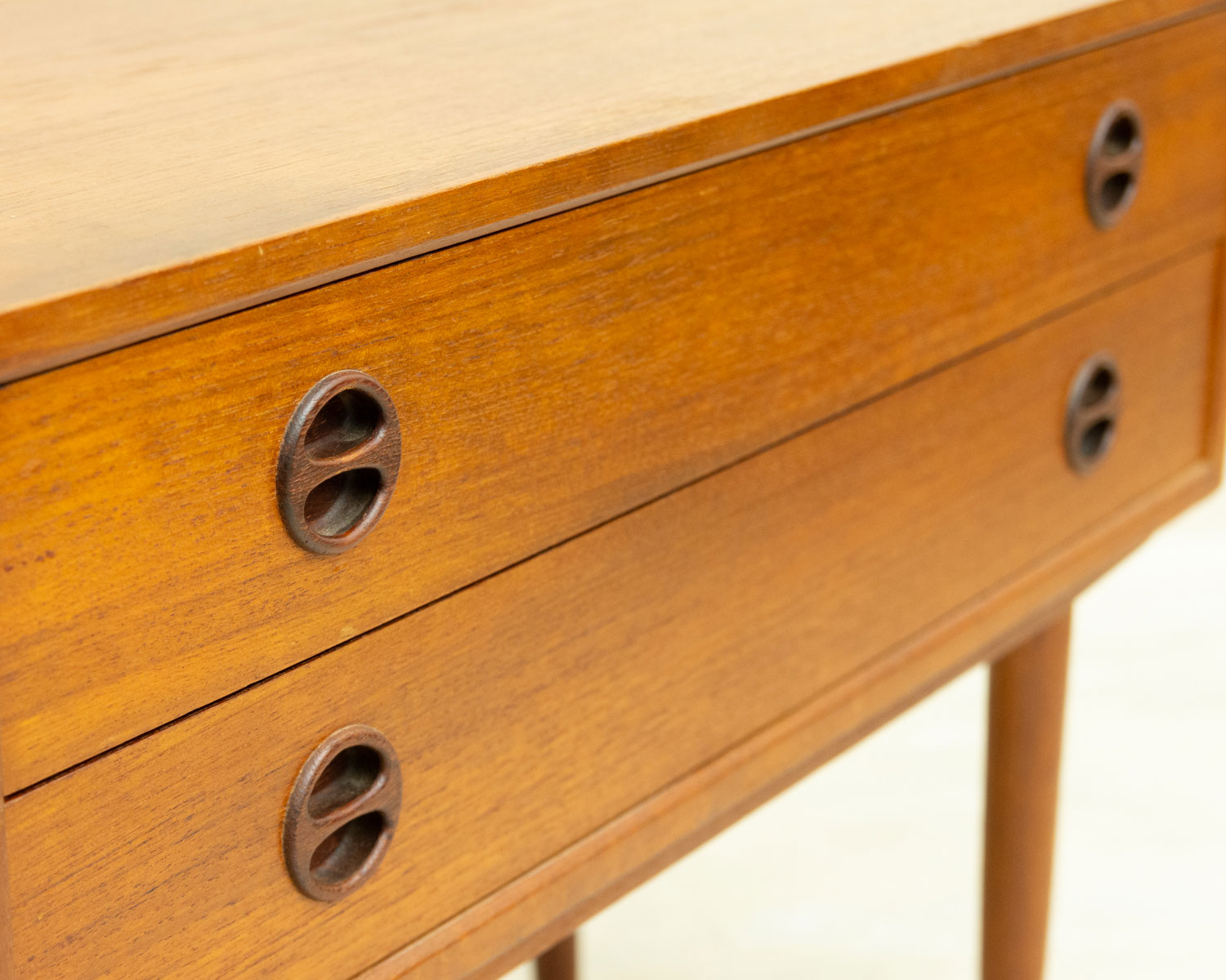 ̲ơȡTeak Small Chest ǥޡ Ǽȶ