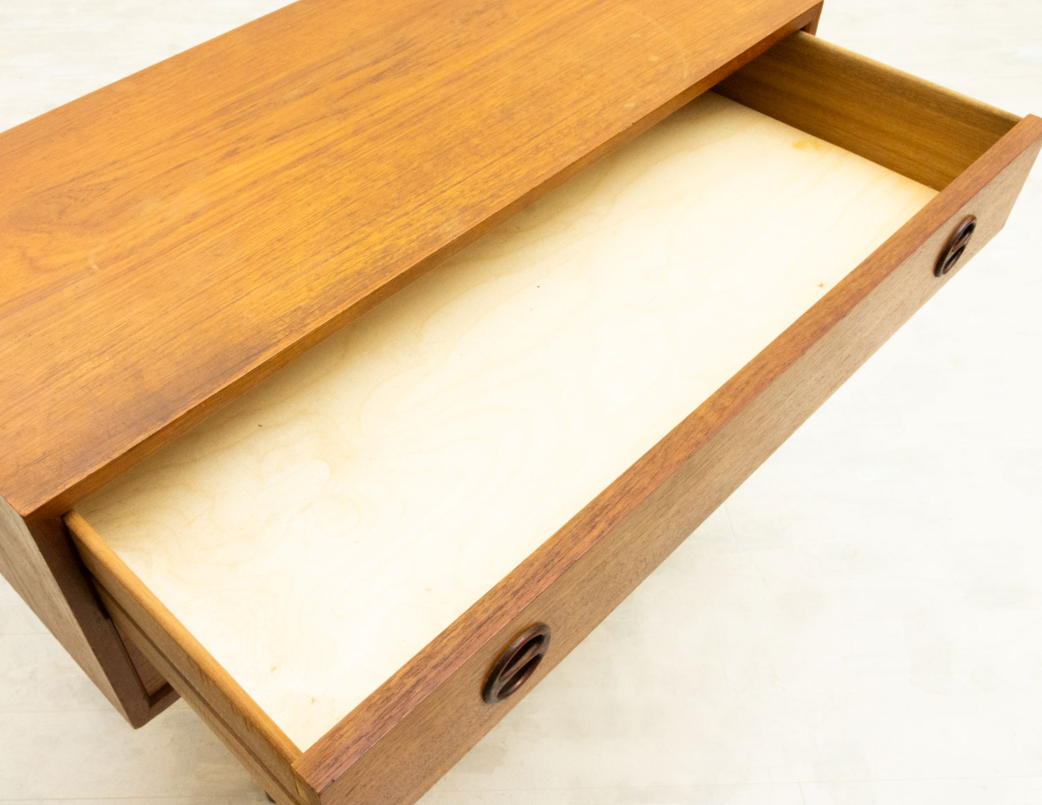 ̲ơȡTeak Small Chest ǥޡ Ǽȶ