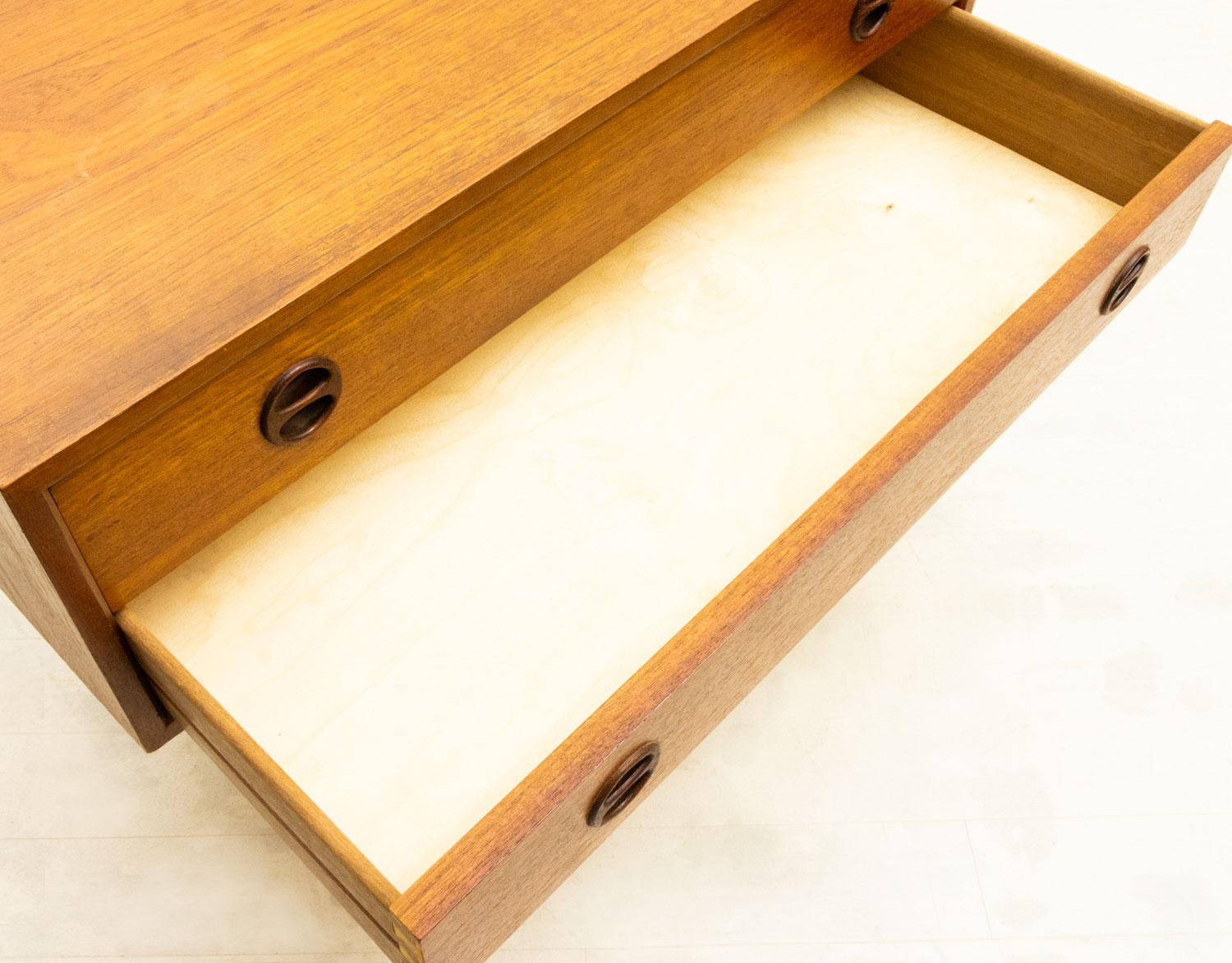 ̲ơȡTeak Small Chest ǥޡ Ǽȶ