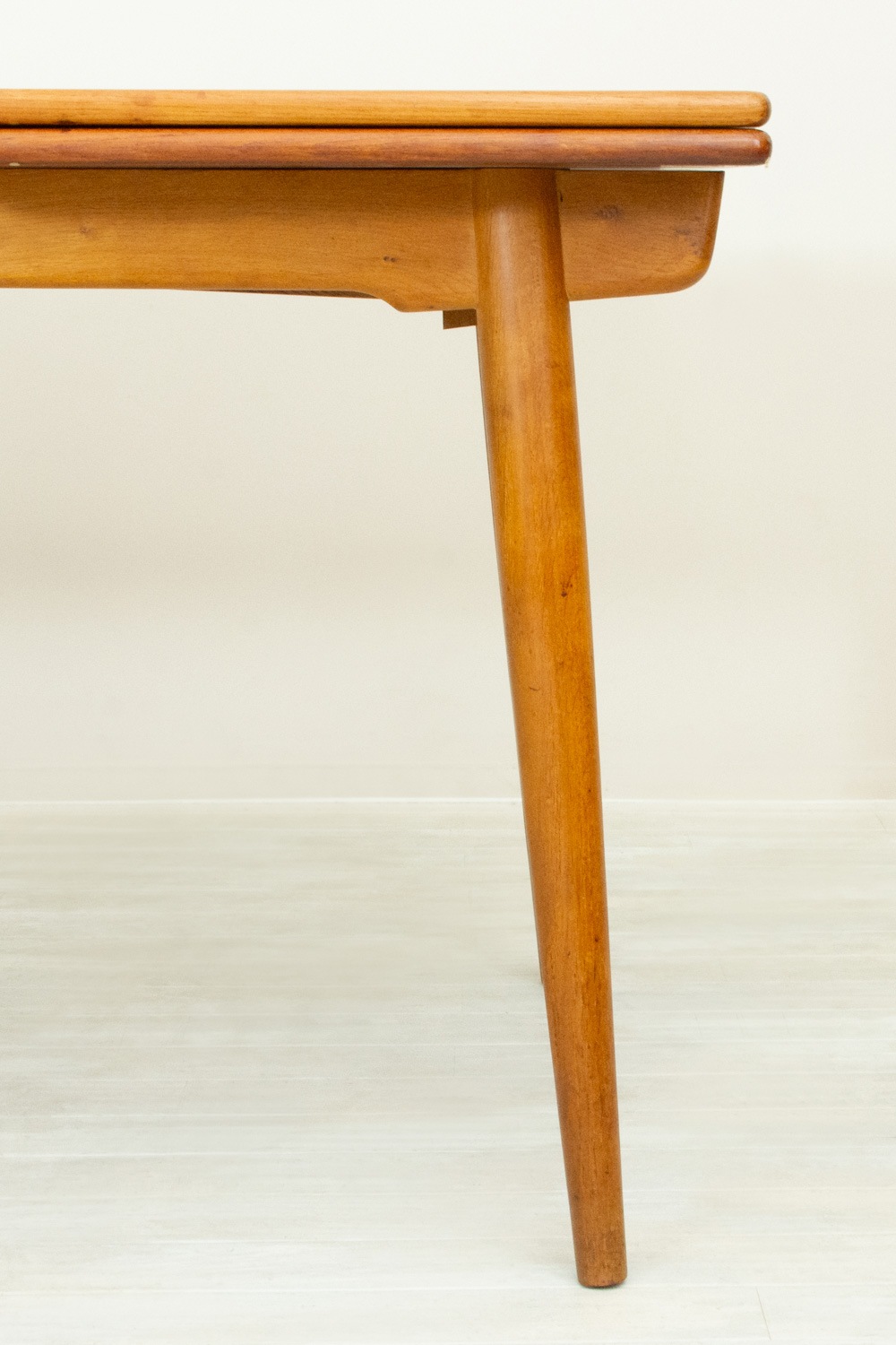 AT312 Dinning Table by Hans J. Wegner�å����˥󥰥ơ��֥� �������ࡦ�������� �̲�������ơ��� �������ƥ󥷥��