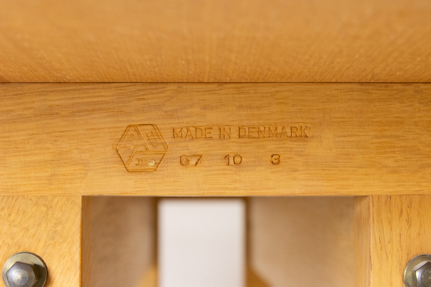 C18 Shaker Table by Borge Mogensen(�ܡ������⡼���󥻥�)