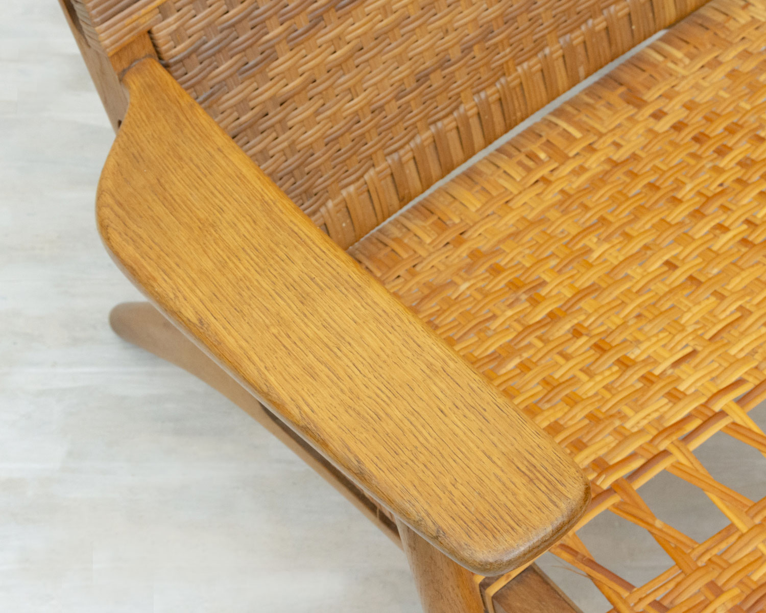 CH27 Easy Chair by Hans J. Wegner