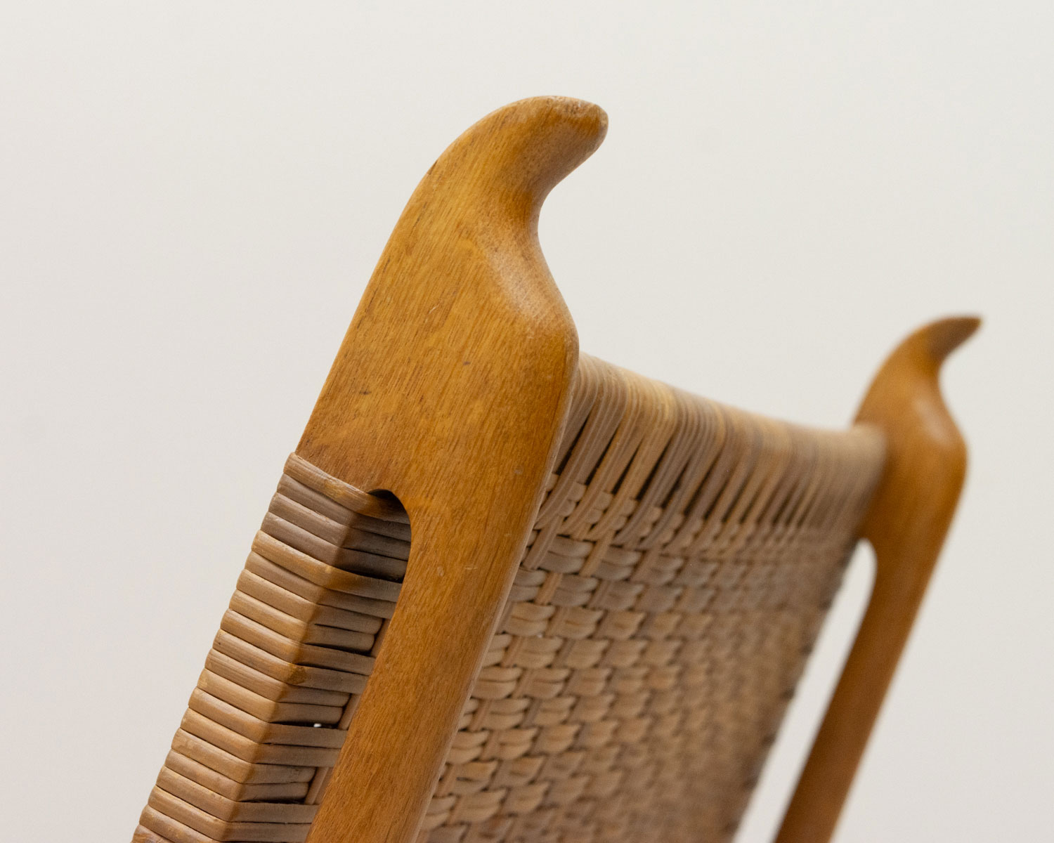CH27 Easy Chair by Hans J. Wegner