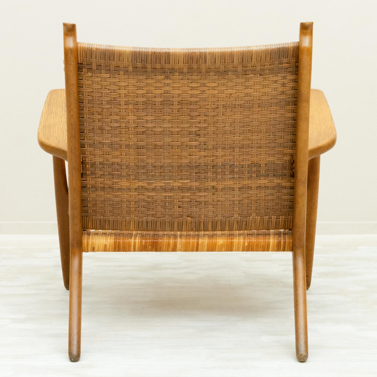 CH27 Easy Chair by Hans J. Wegner(�ϥ󥹡�J���������ʡ�)