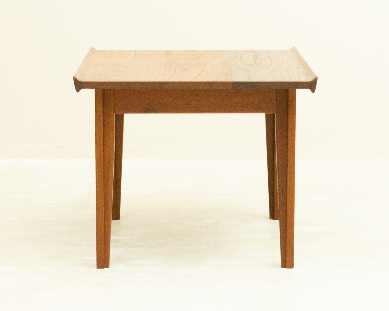 Finn Juhl (ե󡦥桼) FD535 Small Table ̲ơơ֥ | ⡼ơ֥롦France & Sonʥե󥹡ˡ1960ǯ