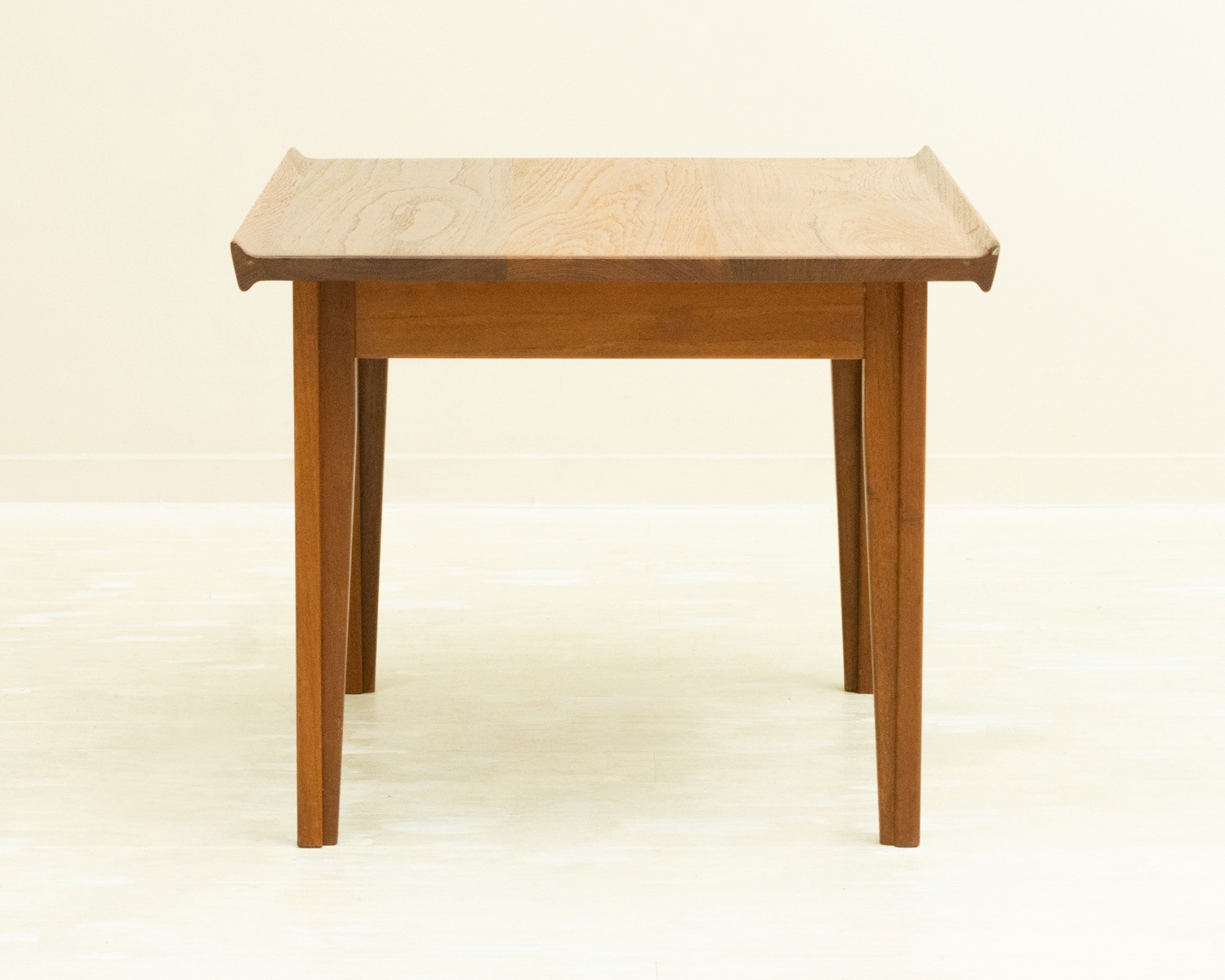 Finn Juhl (ե󡦥桼) FD535 Small Table ̲ơơ֥ | ⡼ơ֥롦France & Sonʥե󥹡ˡ1960ǯ