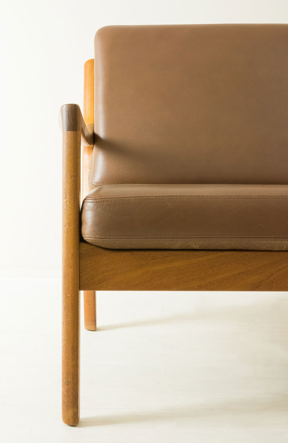 169 3seaters Sofa by Ole Wansher チーク レザー 北欧家具 通販