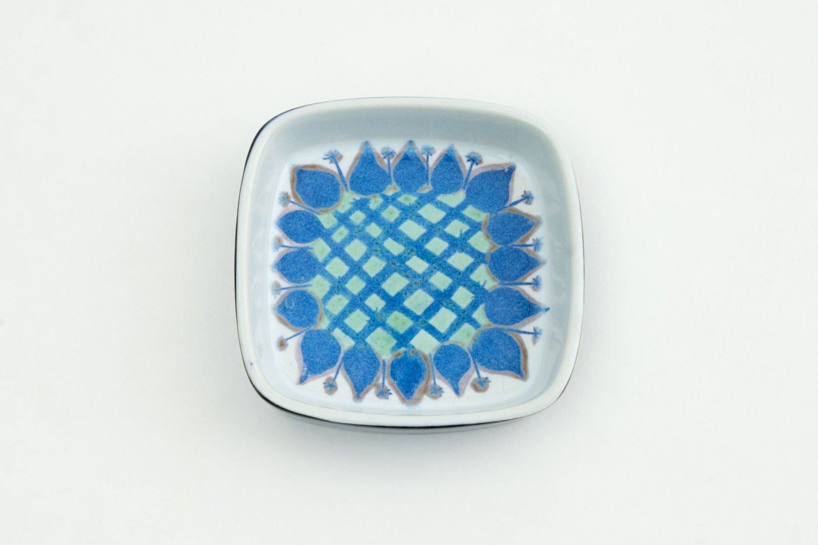 ロイヤルコペンハーゲン　バッカ　スクエアディッシュ ロイヤルコペンハーゲンバッカスクエアディッシュ