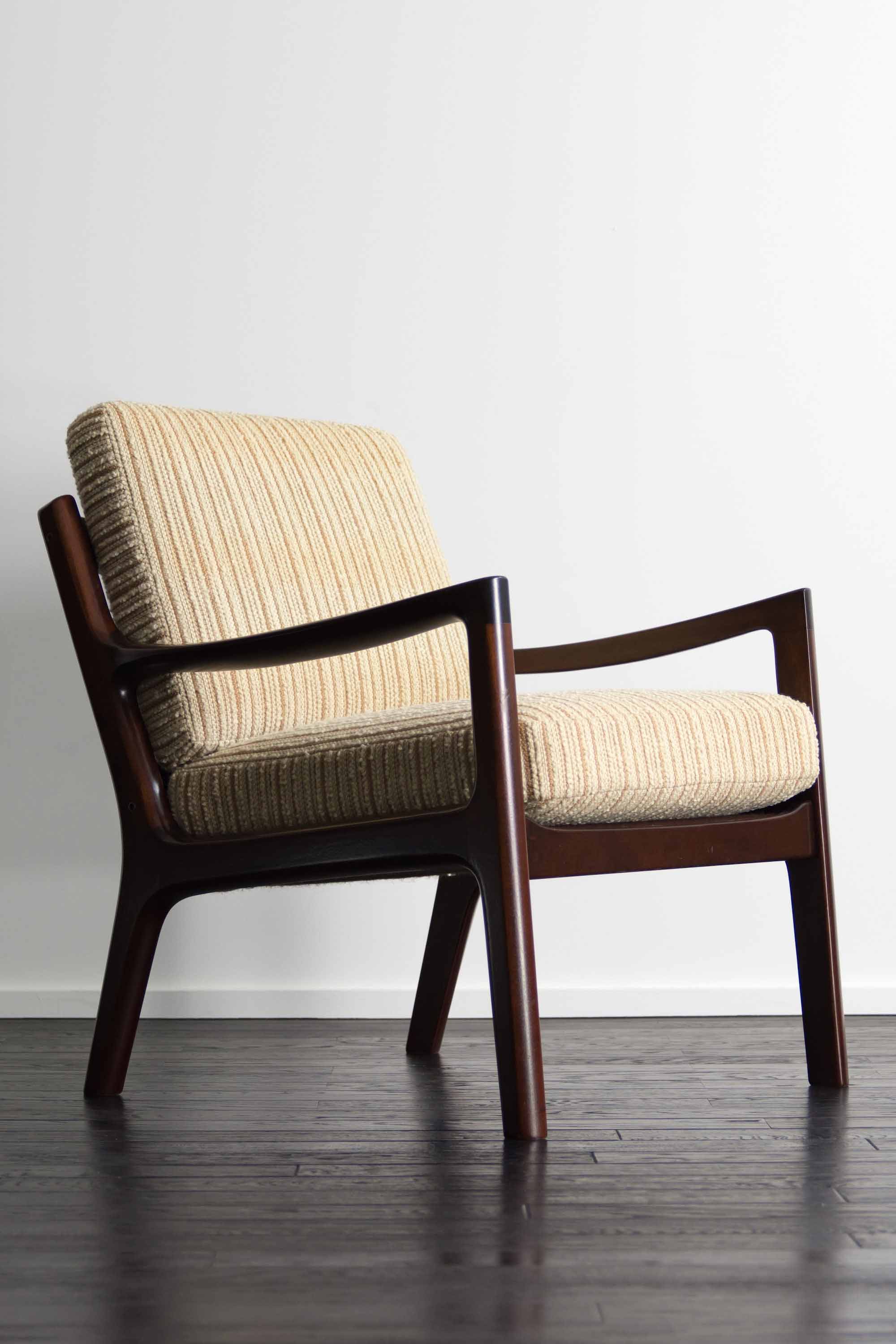 #169 Easy Chair by Ole Wanscher (OUTLET)