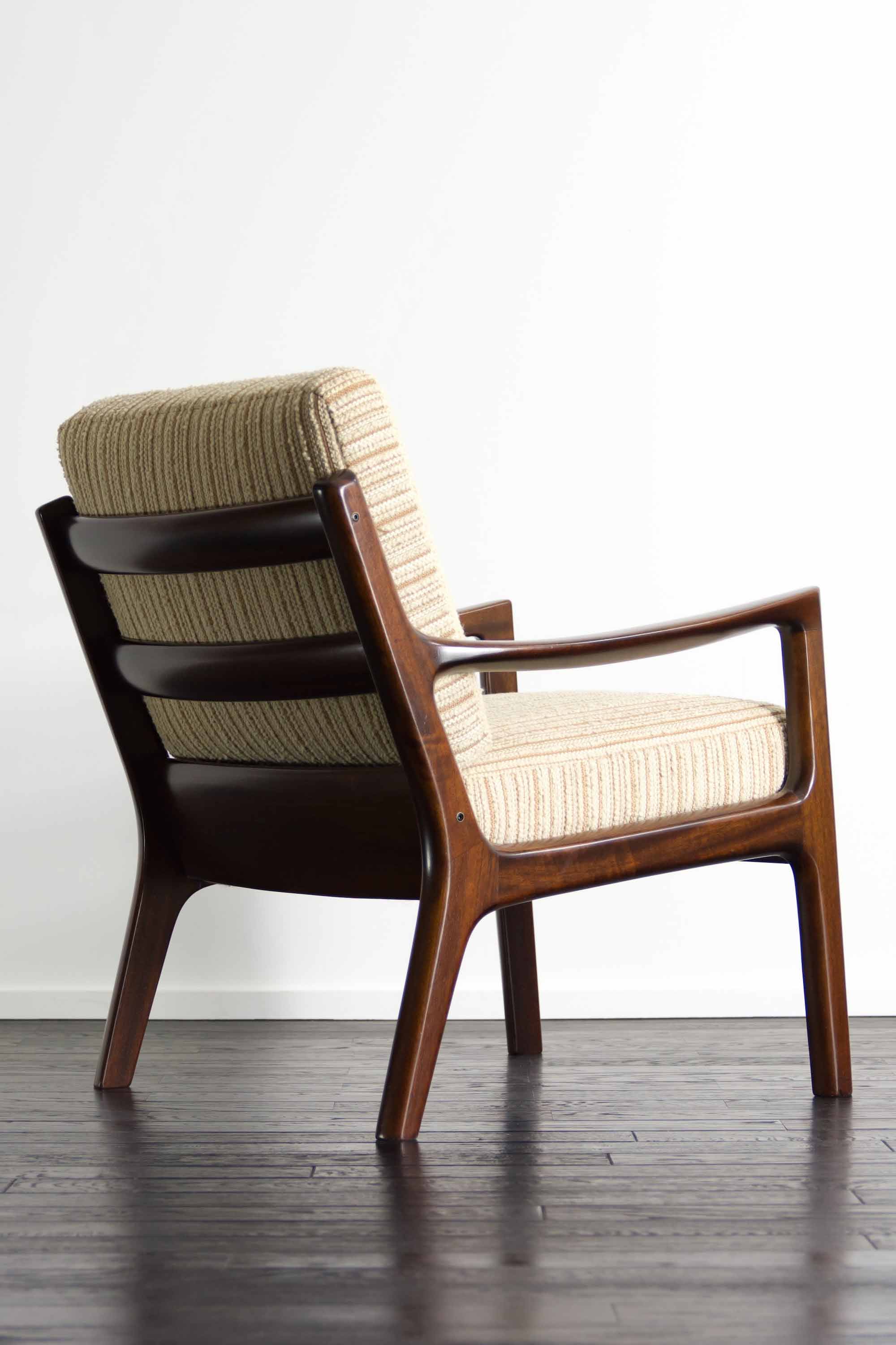 #169 Easy Chair by Ole Wanscher (OUTLET)