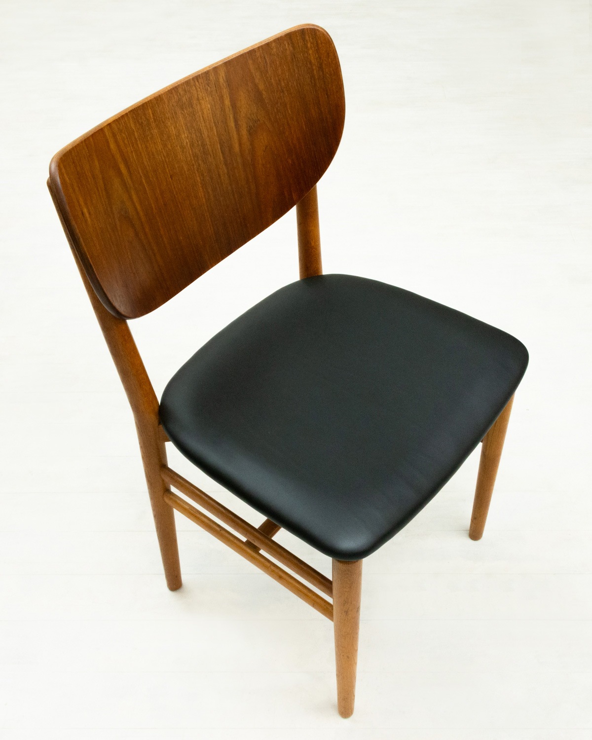 ��2�ӥ��åȡ�Eva & Nils Koppel (Leather) Dining Chair �������������� �����˥󥰥�����