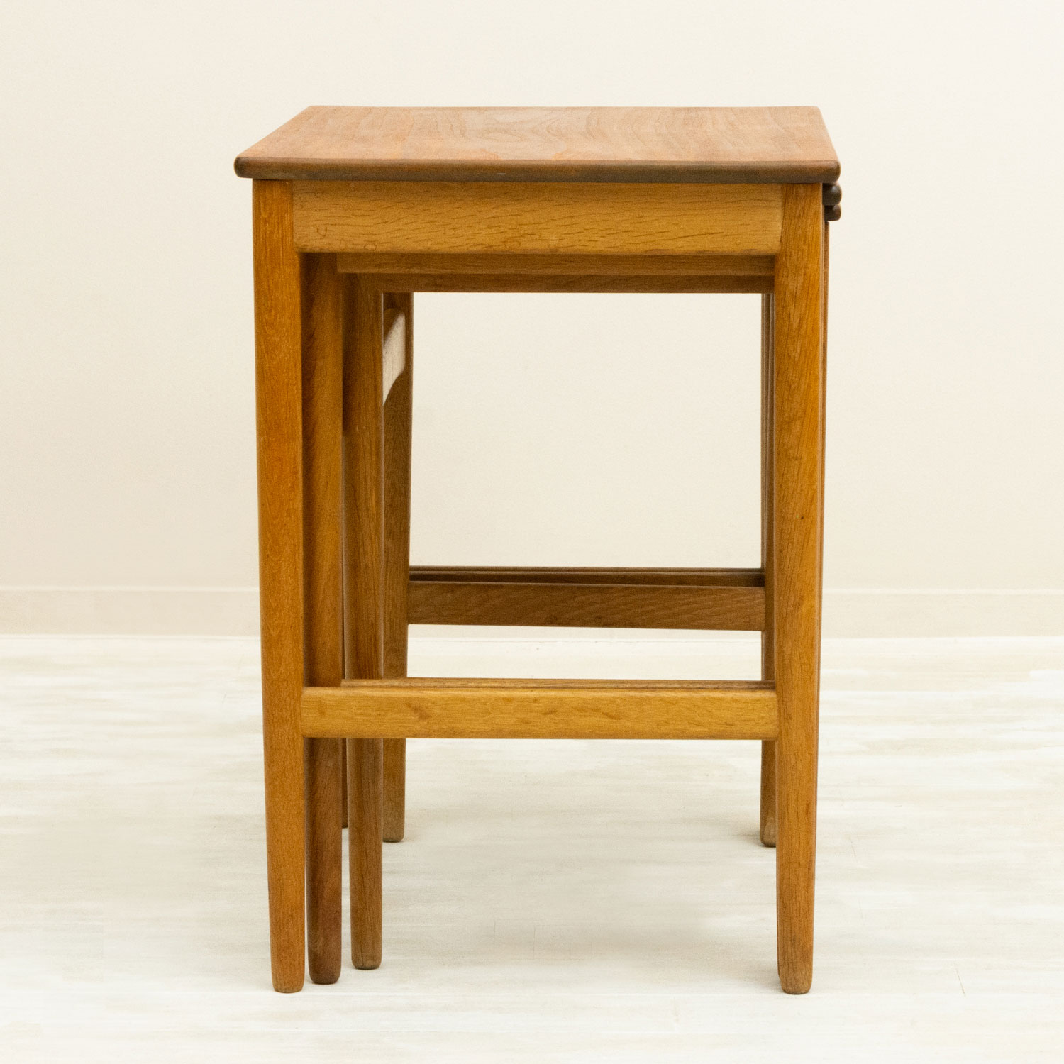 AT40 Nest Table by Hans J Wegner(�ϥ󥹡�J���������ʡ�)