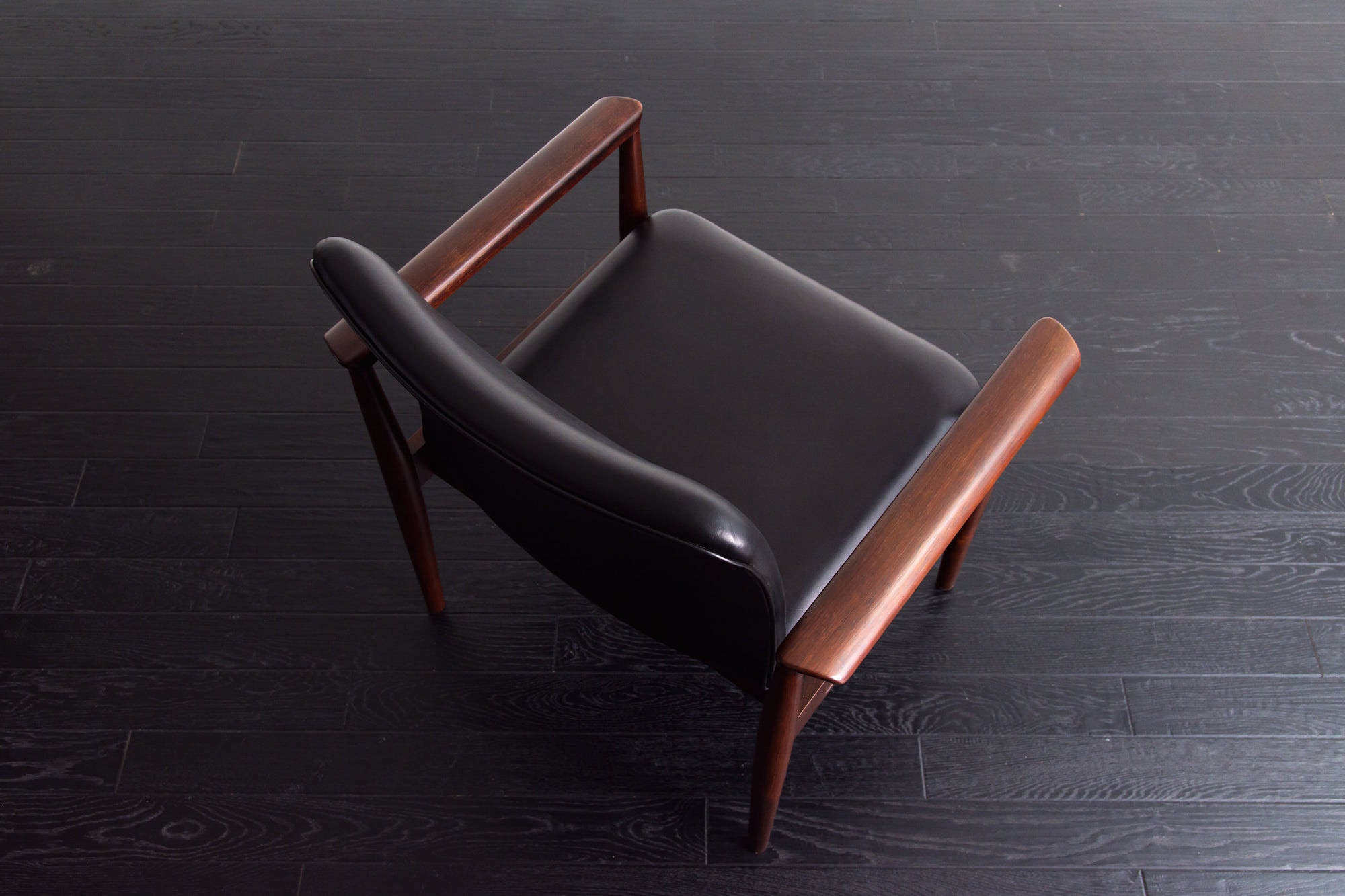 フィン・ユール　Finn Juhl　 Diplomat Chair Finn Juhl Model 209 