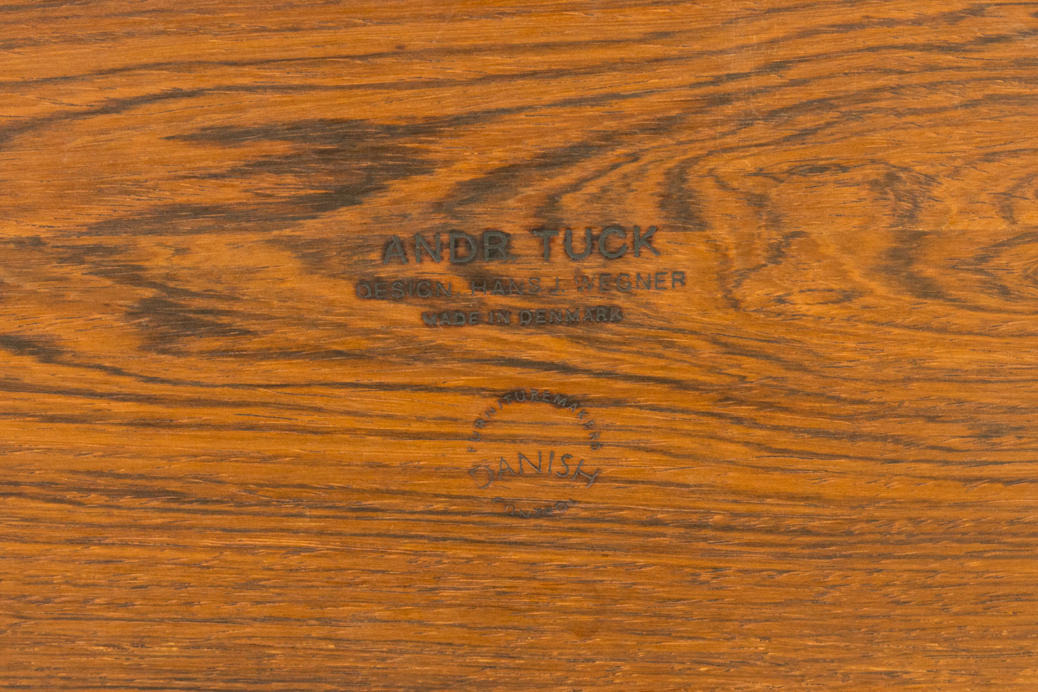 AT12 �����ҡ��ơ��֥� by Hans J Wegner�ʥϥ󥹡��������ʡ��ˡ�Andreas Tuck����Coffee Table