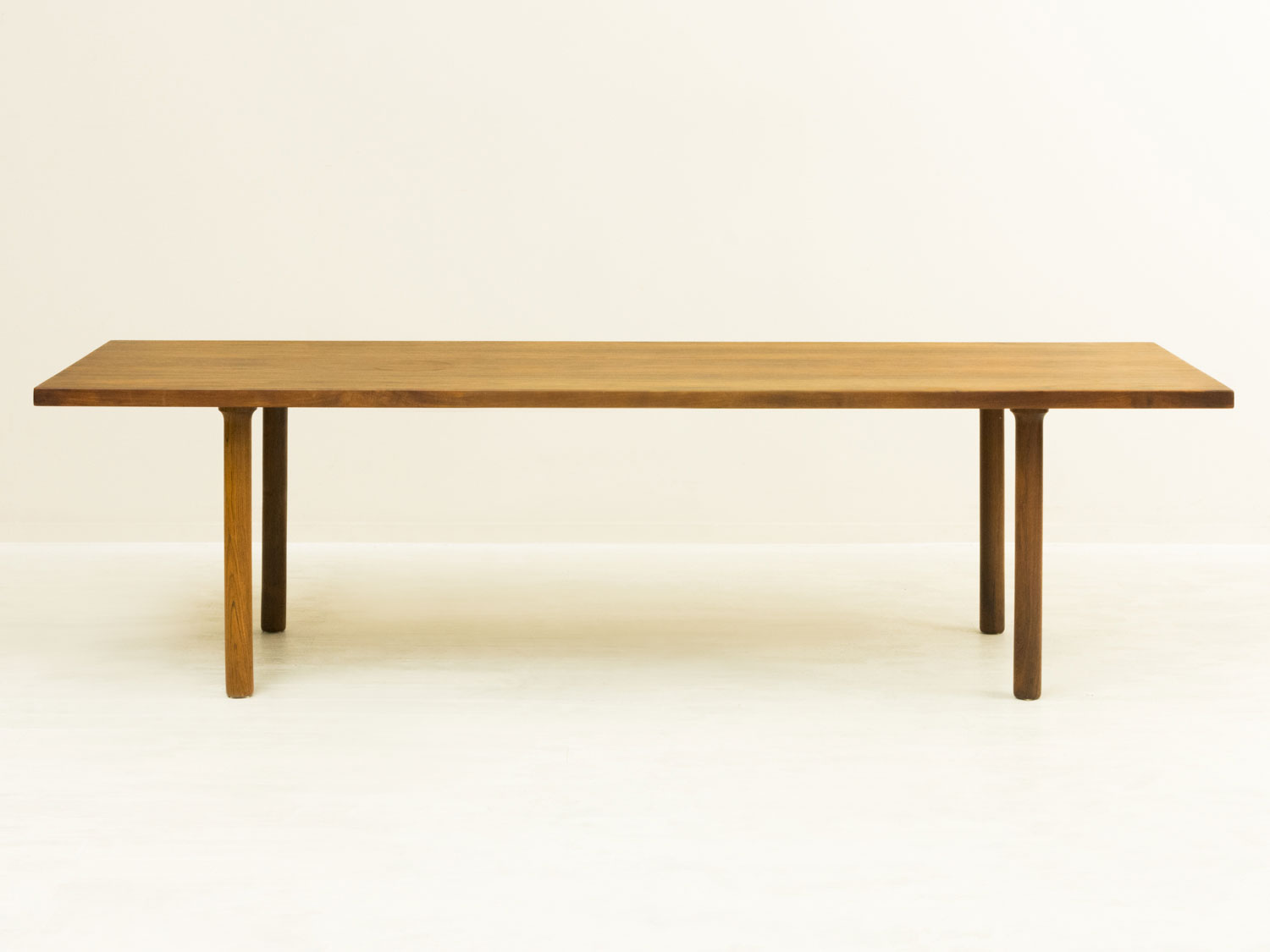 AT12 �����ҡ��ơ��֥� by Hans J Wegner�ʥϥ󥹡��������ʡ��ˡ�Andreas Tuck����Coffee Table