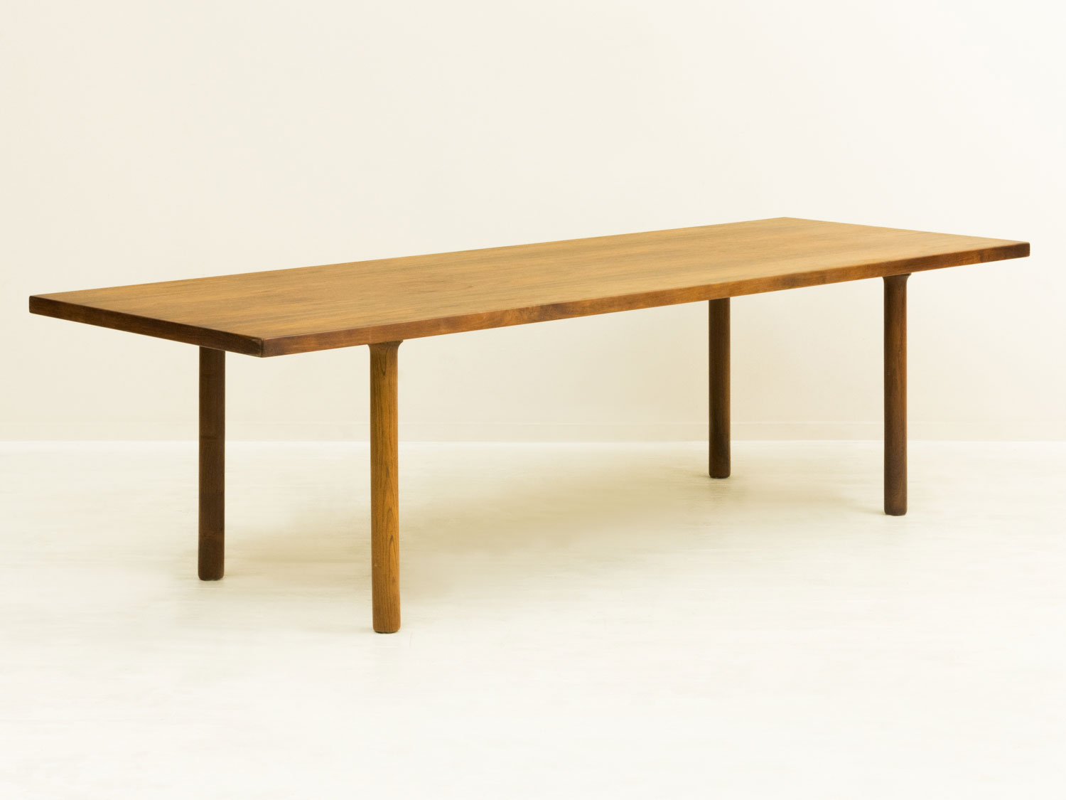 AT12 �����ҡ��ơ��֥� by Hans J Wegner�ʥϥ󥹡��������ʡ��ˡ�Andreas Tuck����Coffee Table