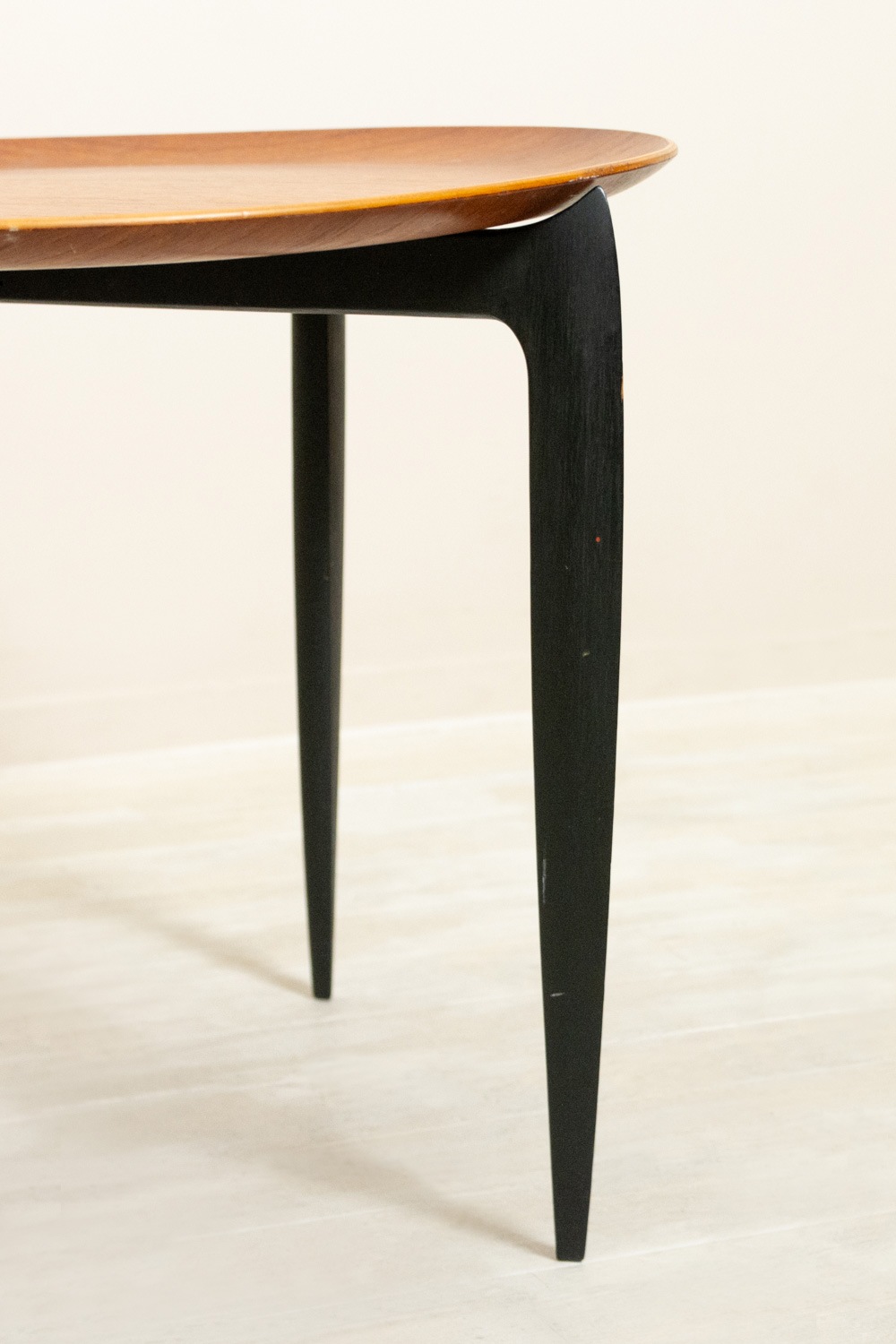 Tray Table by Svend Age Willumsen & Hans Engholm
