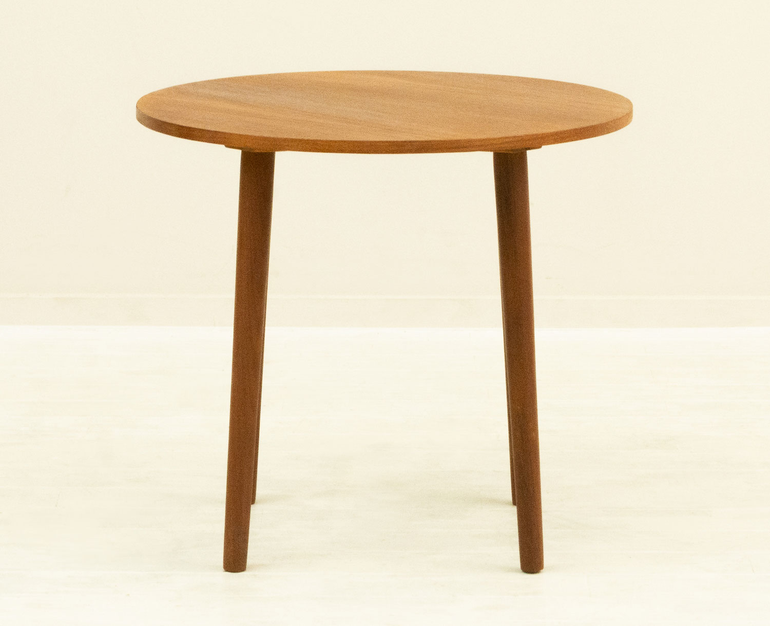 �����ɥơ��֥� �ǥ�ޡ��� �������� ��Danish Vintage Teak Small Table���̲�������ơ��������ե����٥åɥ����ɤˡ�
