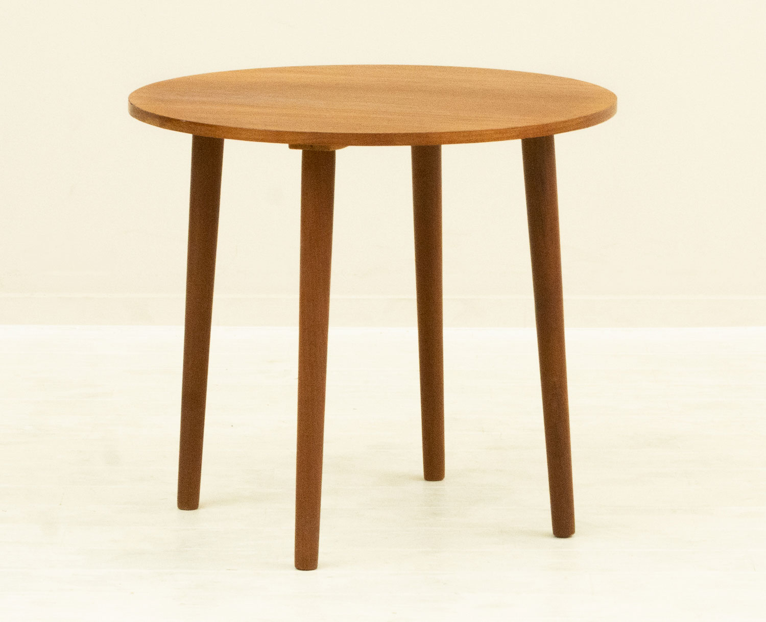 �����ɥơ��֥� �ǥ�ޡ��� �������� ��Danish Vintage Teak Small Table���̲�������ơ��������ե����٥åɥ����ɤˡ�