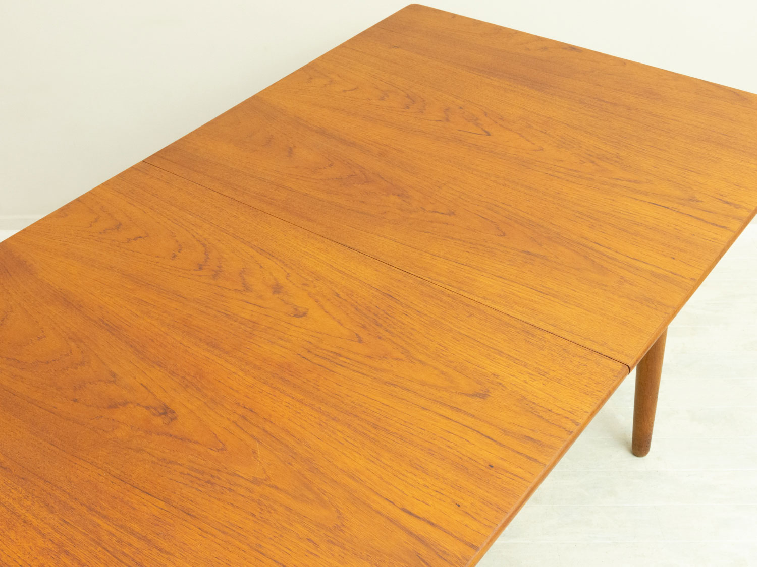Hans J. Wegner�ʥϥ󥹡�J���������ʡ��� AT310 Dining Table �̲�������ơ����ơ��֥� | �������ƥ󥷥������˥󥰥ơ��֥롦�������ࡦ��������