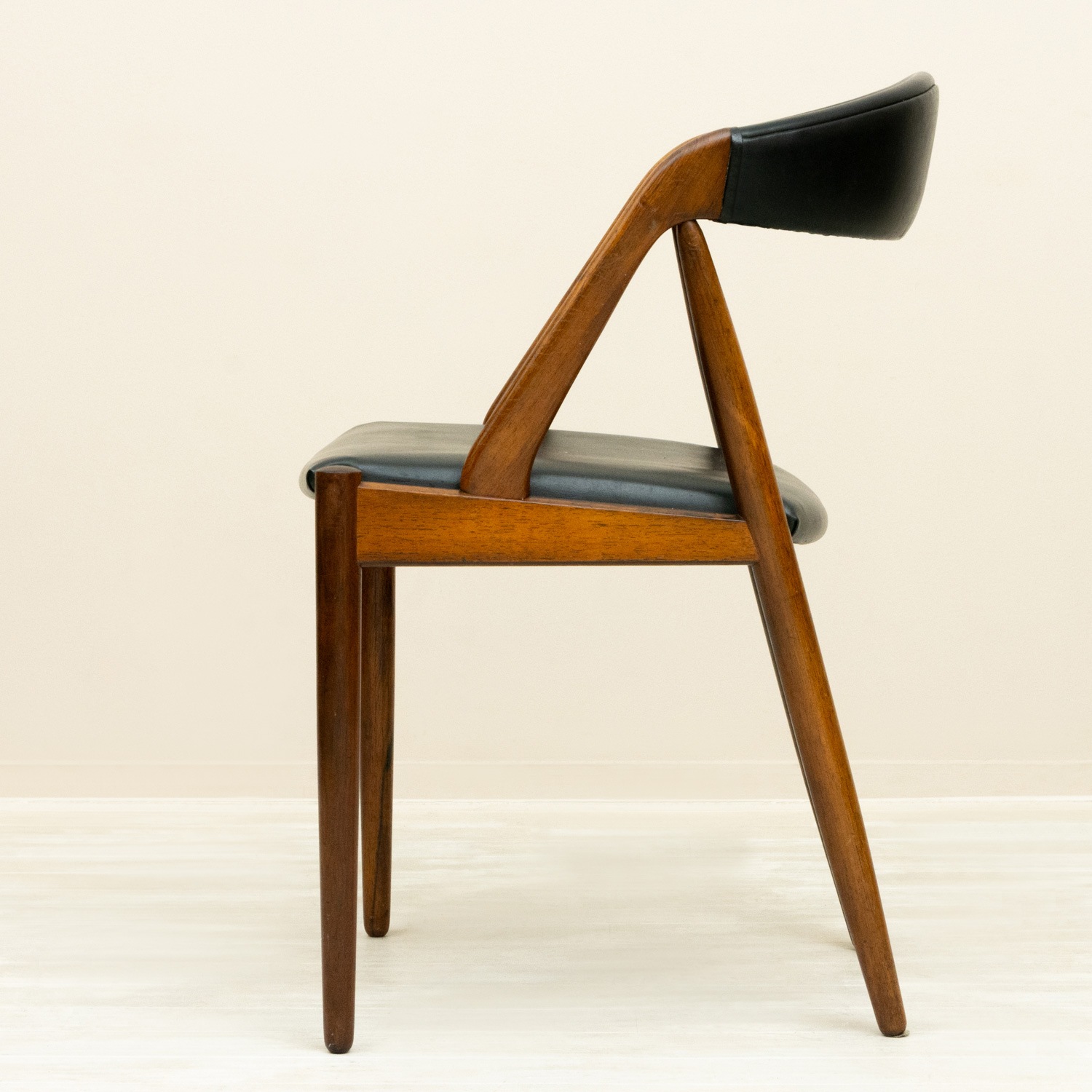 NV31 Rosewood Dining Chair by Kai Kristiansen