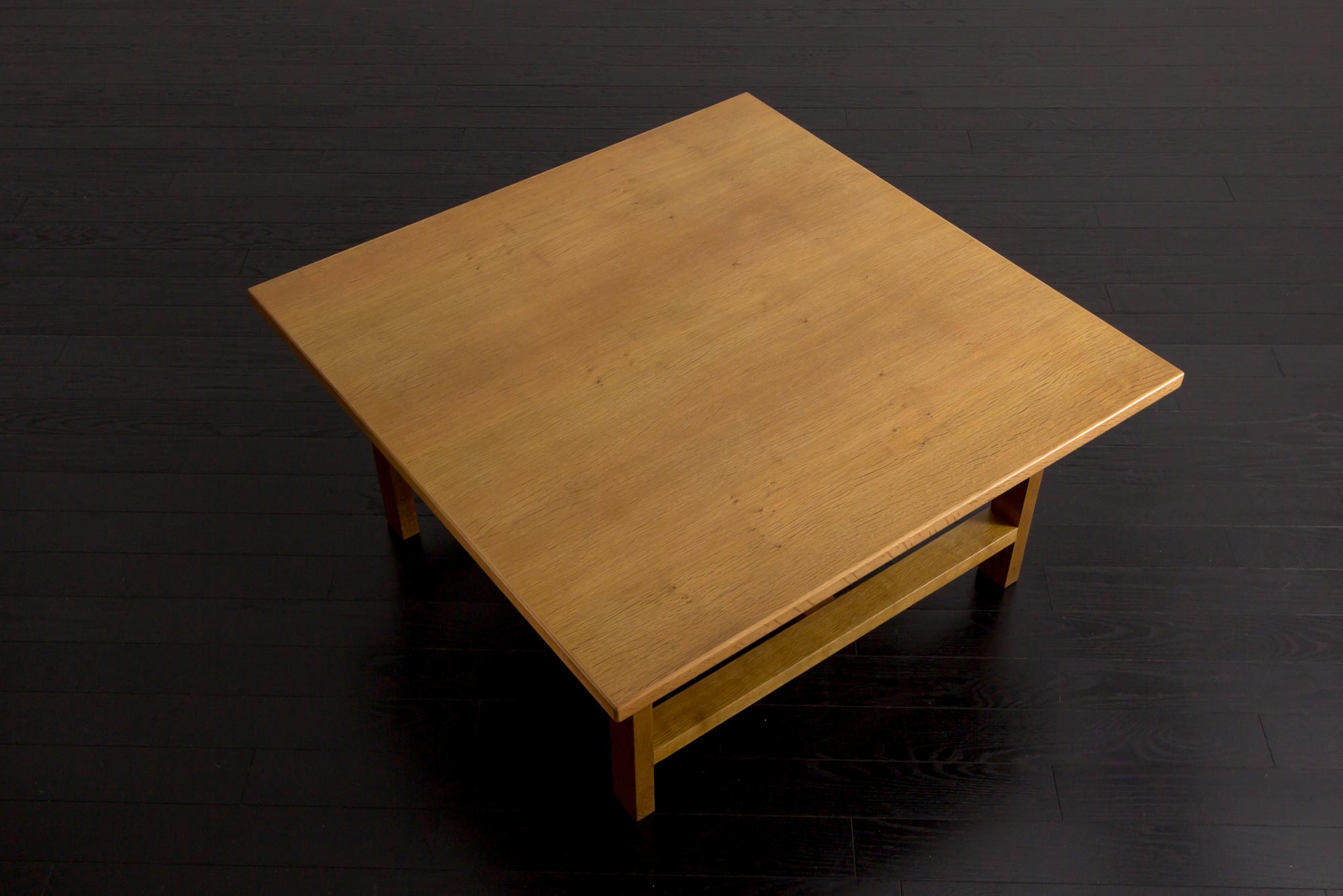 Hans J Wegner getama サイドテーブル リノリウム Hans J Wegner getama サイドテーブル リノリウム. Hans J