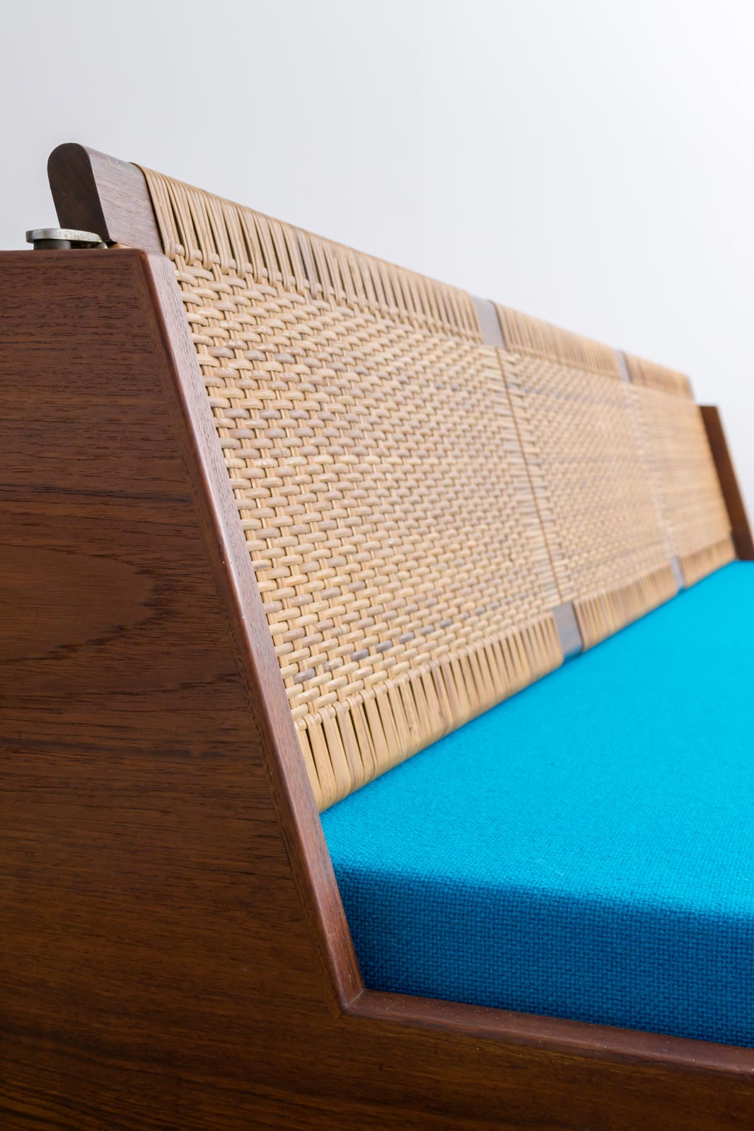 GE258 Daybed by Hans J Wegner