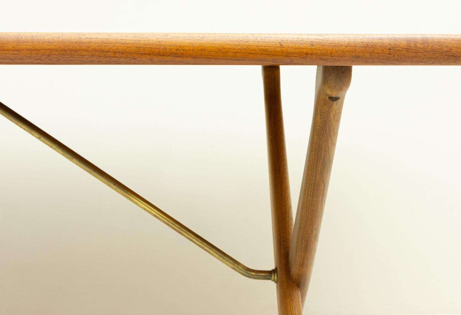 AT303 ダイニングテーブル Hans J Wegner チーク オーク 北欧家具 通販