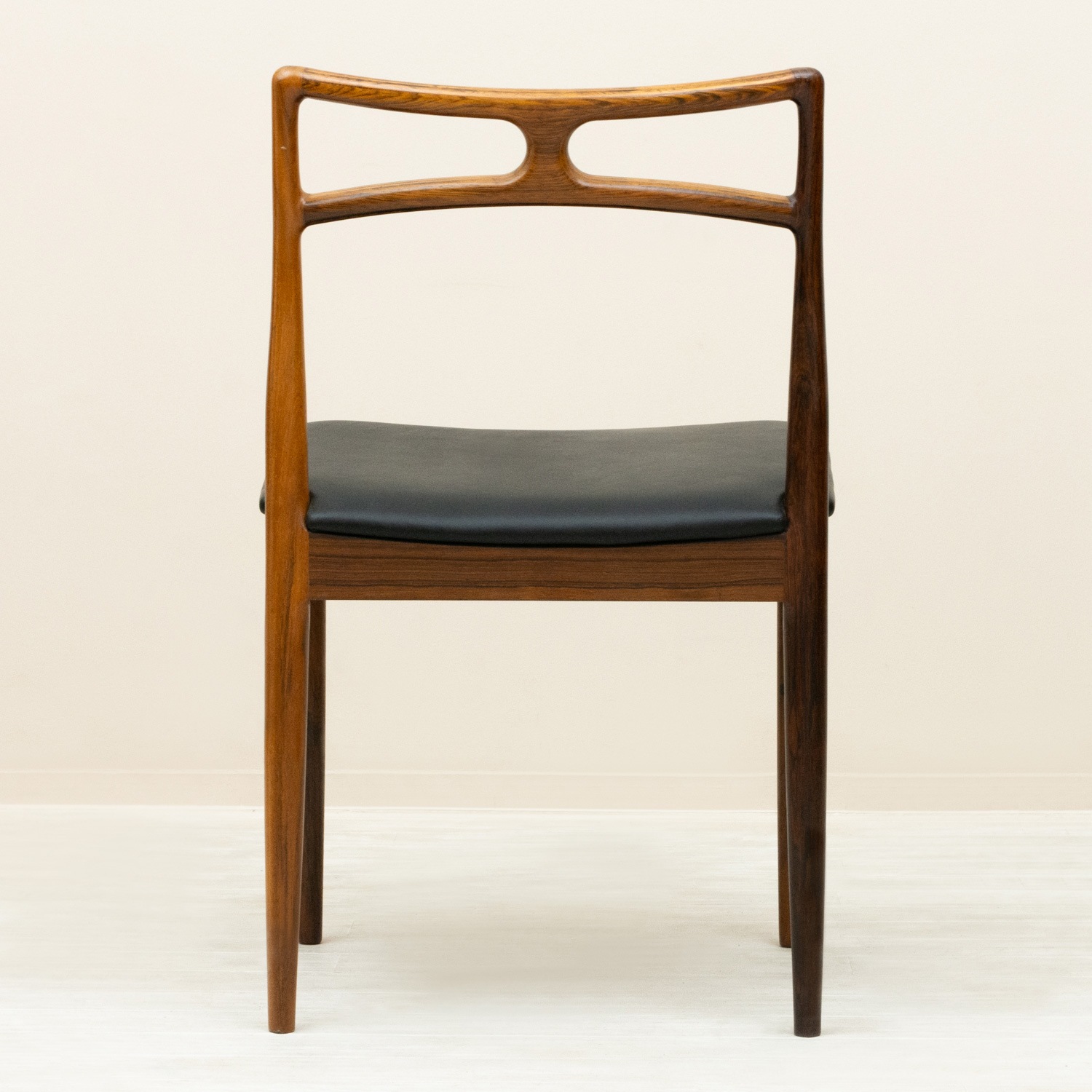 ��2�ӥ��åȡ� Johannes Andersen (��ϥͥ��������������) #94 Dining Chair �̲�������ơ��������� | 1960ǯ�塦���������åɡ������˥󥰥�����